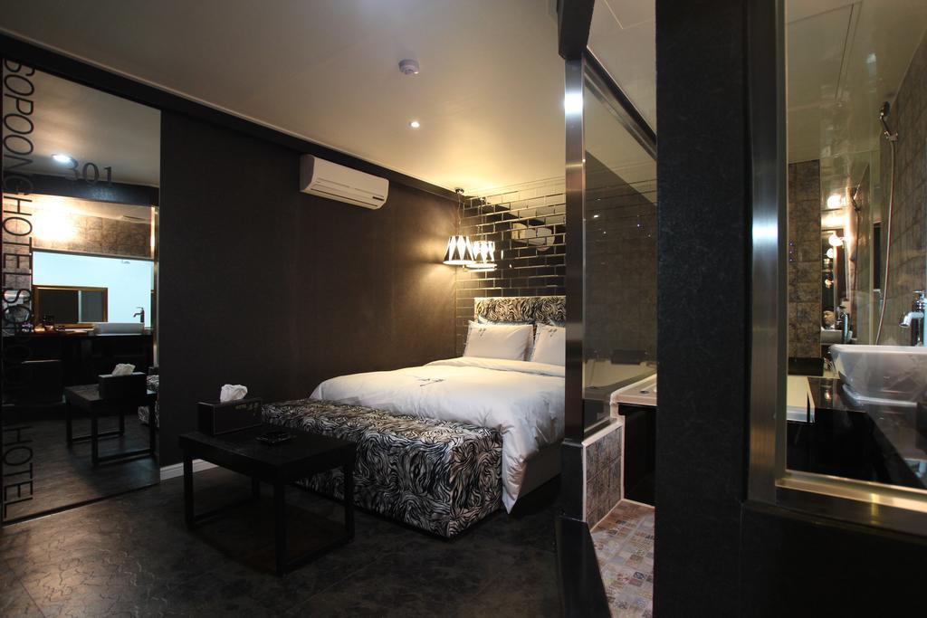 Sopoong Hotel Jeonju Exterior foto
